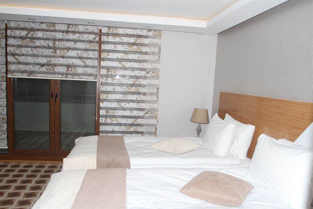 Way Hotel Ізмір Екстер'єр фото
